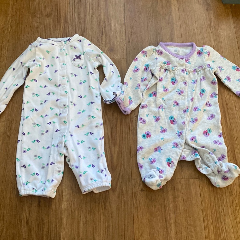 💗 4 for $25 onesie set